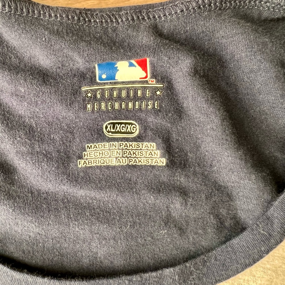 MLB ladies LA angels t-shirt XL gray and navy - Picture 7 of 8
